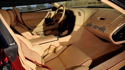 Ivory Leather - Red PipingInterior image