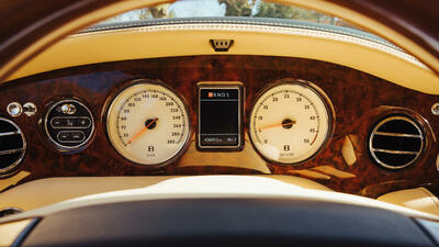 Saffron LeatherInterior image
