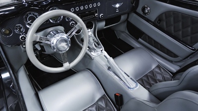 Grey LeatherInterior image