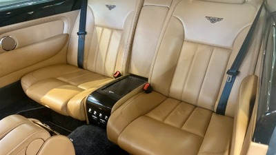 Autumn LeatherInterior image