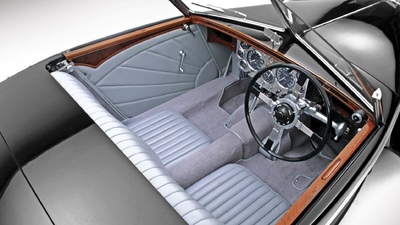 Black LeatherInterior image