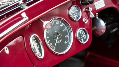 Red LeatherInterior image