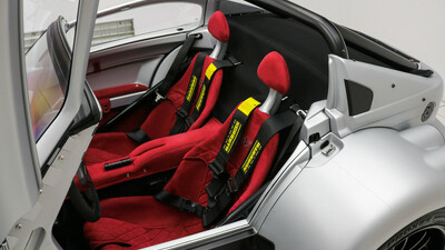 Red AlcantaraInterior image