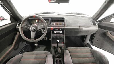 Alcantara AntraciteInterior image