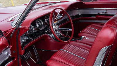 Red LeatherInterior image