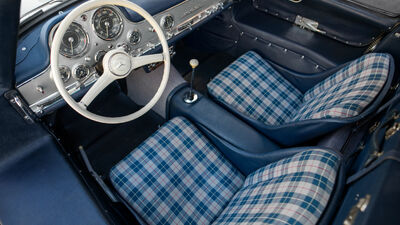 Blue Vinyl / Blue Plaid FabricInterior image