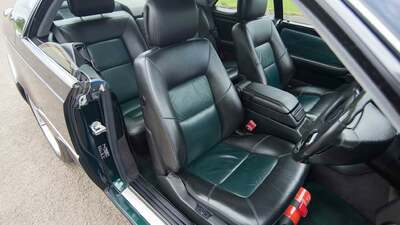 Black / Green LeatherInterior image