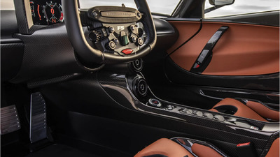 Black / Tan LeatherInterior image