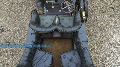 Black LeatherInterior image