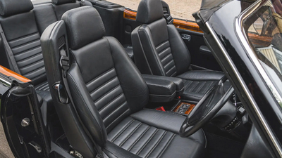 Beluga LeatherInterior image