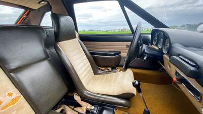 Black LeatherInterior image
