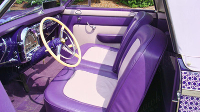 Black LeatherInterior image