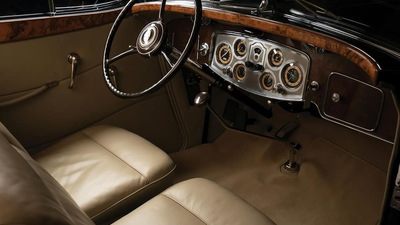 Cream LeatherInterior image