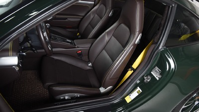 Espresso Leather - Racing Yellow StitchingInterior image