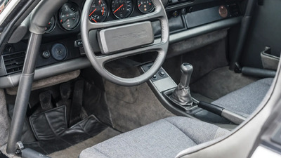 Dark Grey Leather / ClothInterior image
