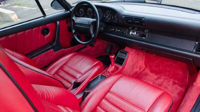 Black / Matador Red Leather - Black PipingInterior image