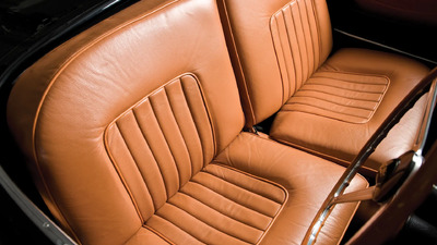 Tan LeatherInterior image