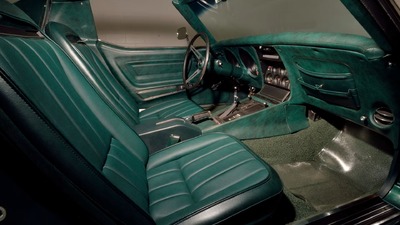 Green LeatherInterior image