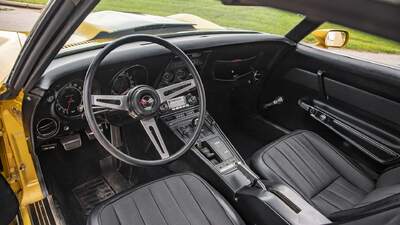 Black LeatherInterior image