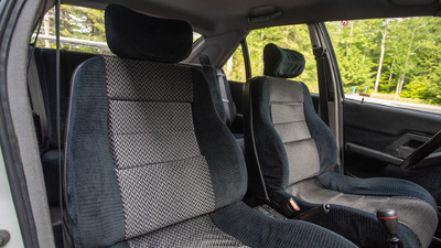 Black LeatherInterior image