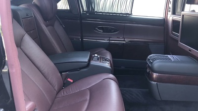 Barrier Reef Red / Labrador Anthracite LeatherInterior image