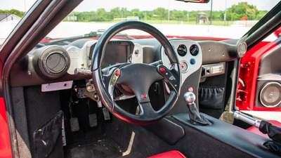 Black / Red LeatherInterior image