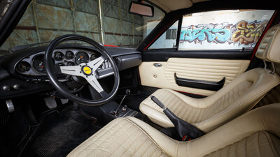 Crema LeatherInterior image