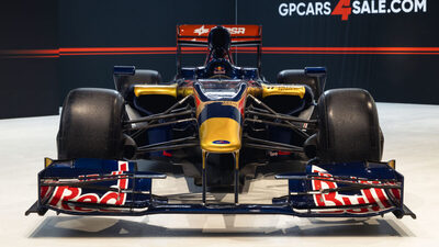 Toro Rosso Red / Blue LiveryColor image