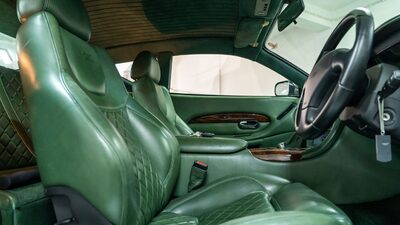 Olive Green LeatherInterior image