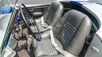 Grey LeatherInterior image