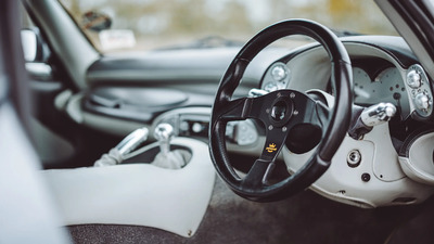 Beige LeatherInterior image