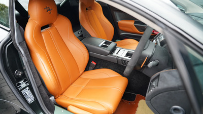 Kestral Tan / Black Leather - Black AlcantaraInterior image