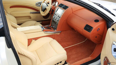 Auburn / Maple LeatherInterior image
