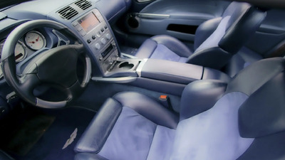 Arctic Blue / Caspian Blue LeatherInterior image