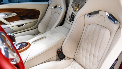 Beige / Havanna / Carmesin LeatherInterior image