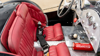 Red LeatherInterior image