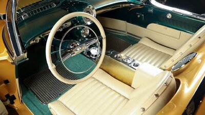 Black LeatherInterior image