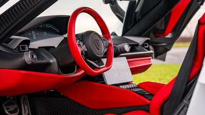 Red LeatherInterior image