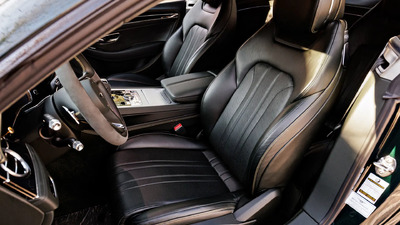 Cumbrian Green LeatherInterior image