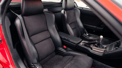 Onyx Leather / Microsuede - Red StitchingInterior image