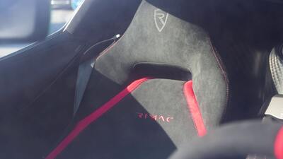 Black Alcantara - Red StitchingInterior image