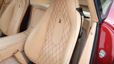 Beige LeatherInterior image