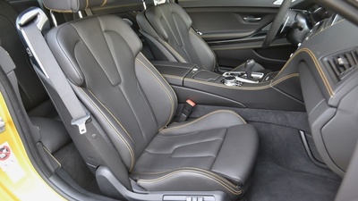 Merino Black Leather - Yellow StitchingInterior image