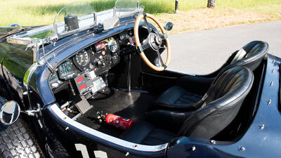 Black LeatherInterior image