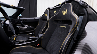 Black Alcantara - Gold StitchingInterior image