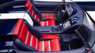 Red / Blue LeatherInterior image