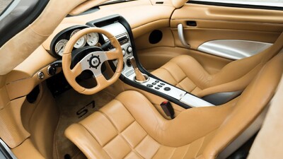 Beige LeatherInterior image
