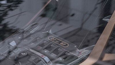 Bianco Alcantara - Nero Stitching / PipingInterior image