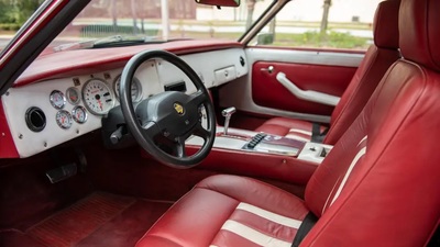 Black LeatherInterior image
