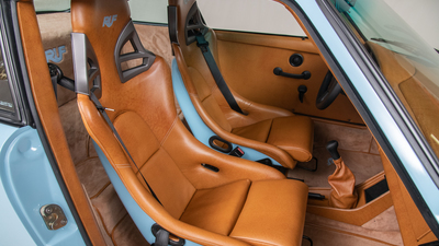Cognac LeatherInterior image